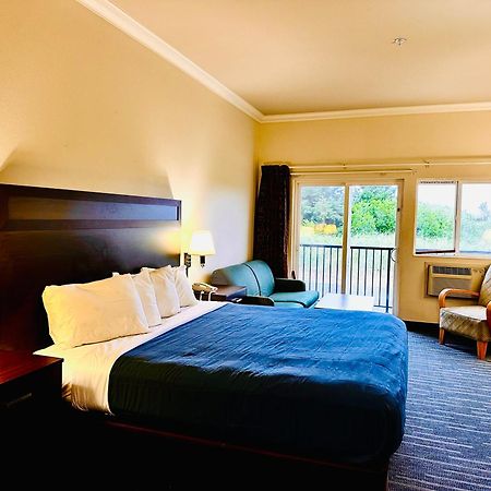 Coratel Inn And Suites By Jasper Ocean Shores Bagian luar foto