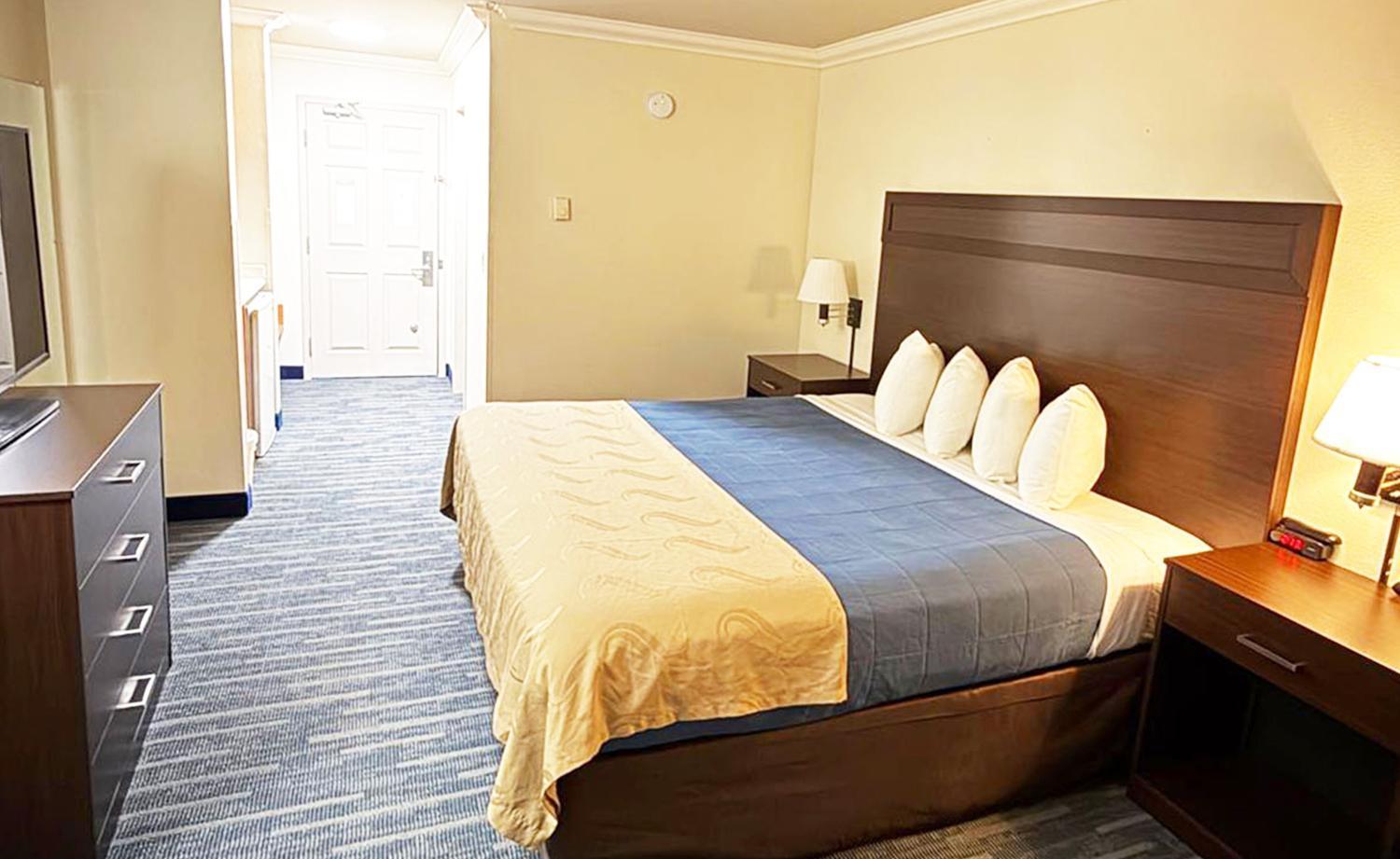Coratel Inn And Suites By Jasper Ocean Shores Bagian luar foto
