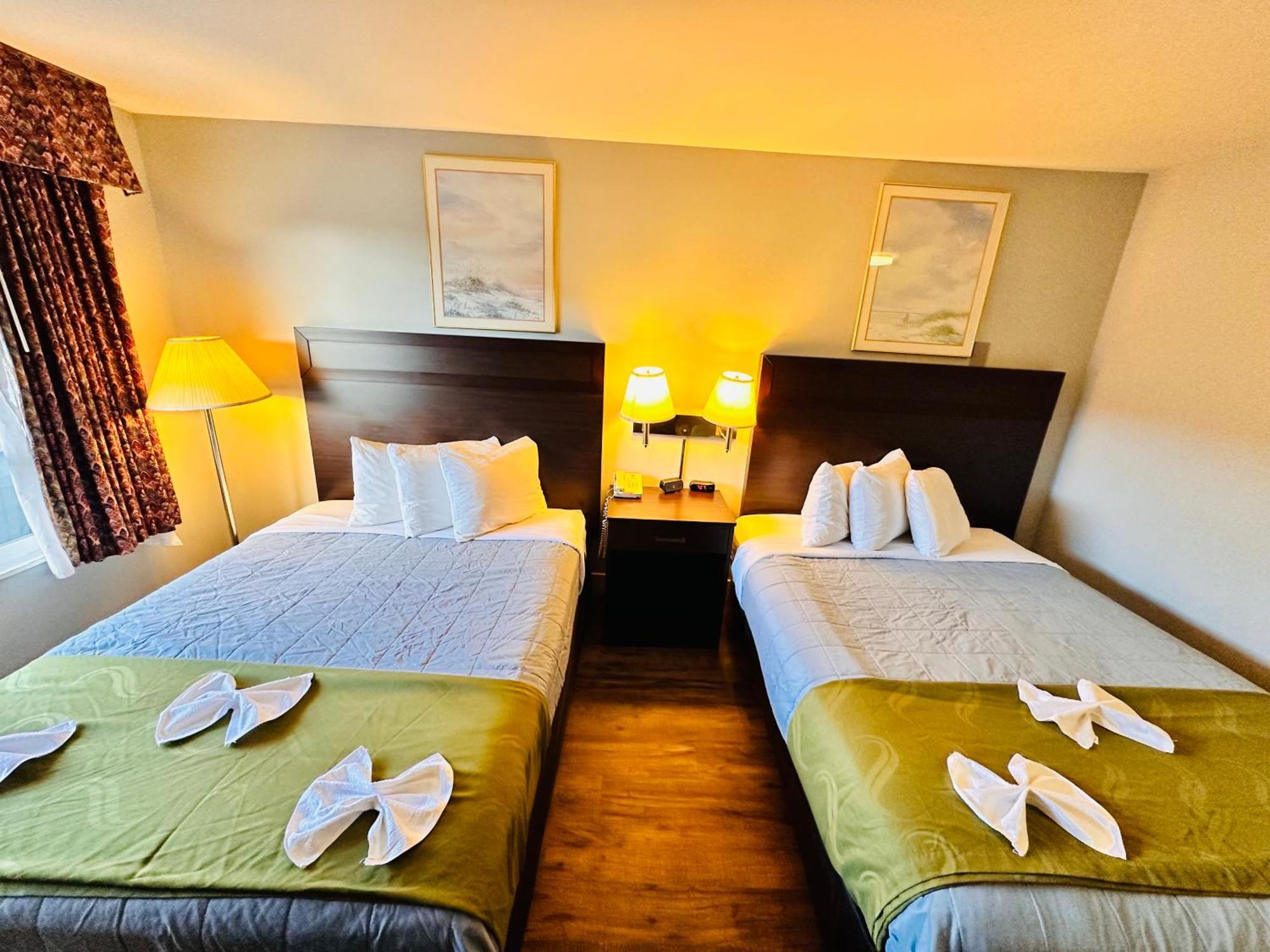 Coratel Inn And Suites By Jasper Ocean Shores Bagian luar foto