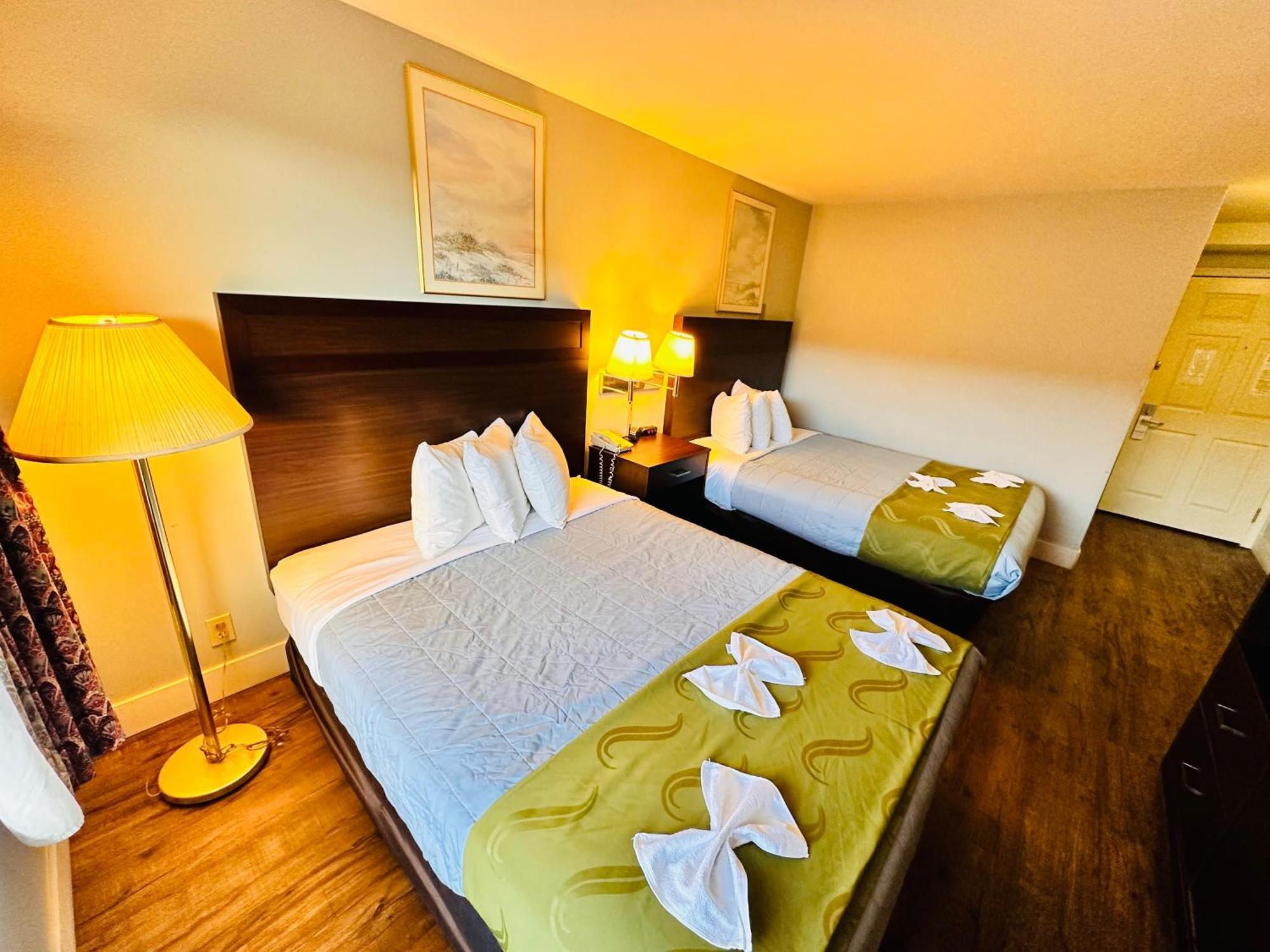 Coratel Inn And Suites By Jasper Ocean Shores Bagian luar foto