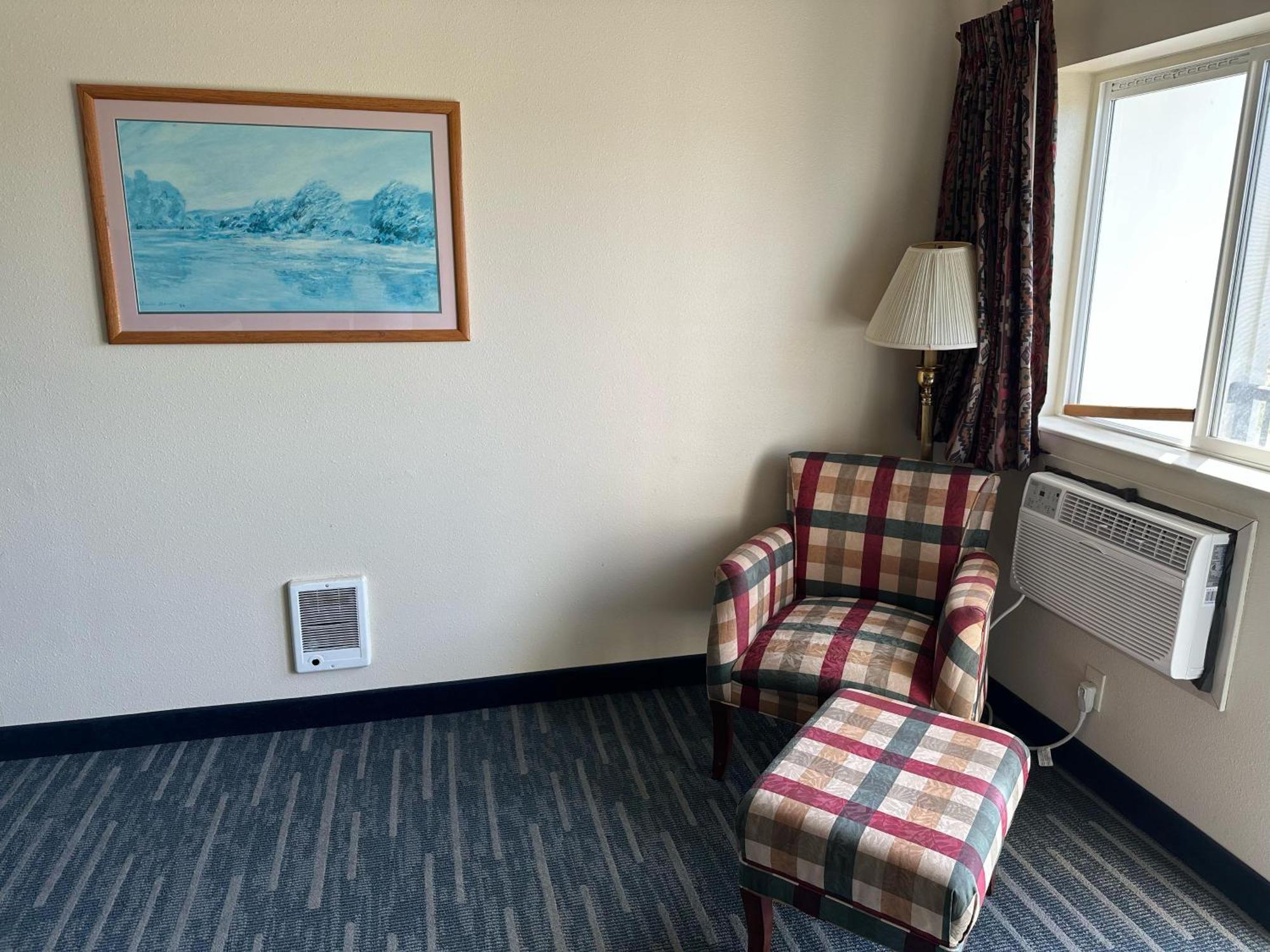 Coratel Inn And Suites By Jasper Ocean Shores Bagian luar foto