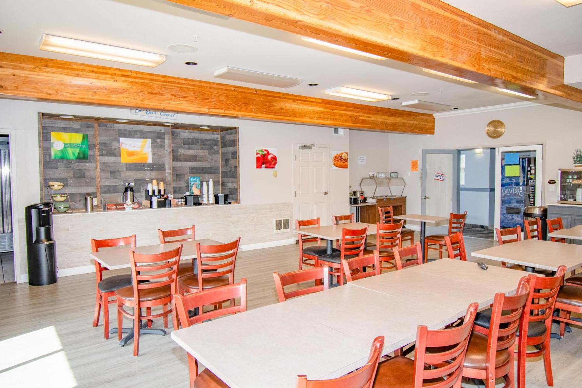 Coratel Inn And Suites By Jasper Ocean Shores Bagian luar foto